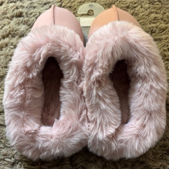 Lauren Conrad Pink Slippers - Picture 4 of 4